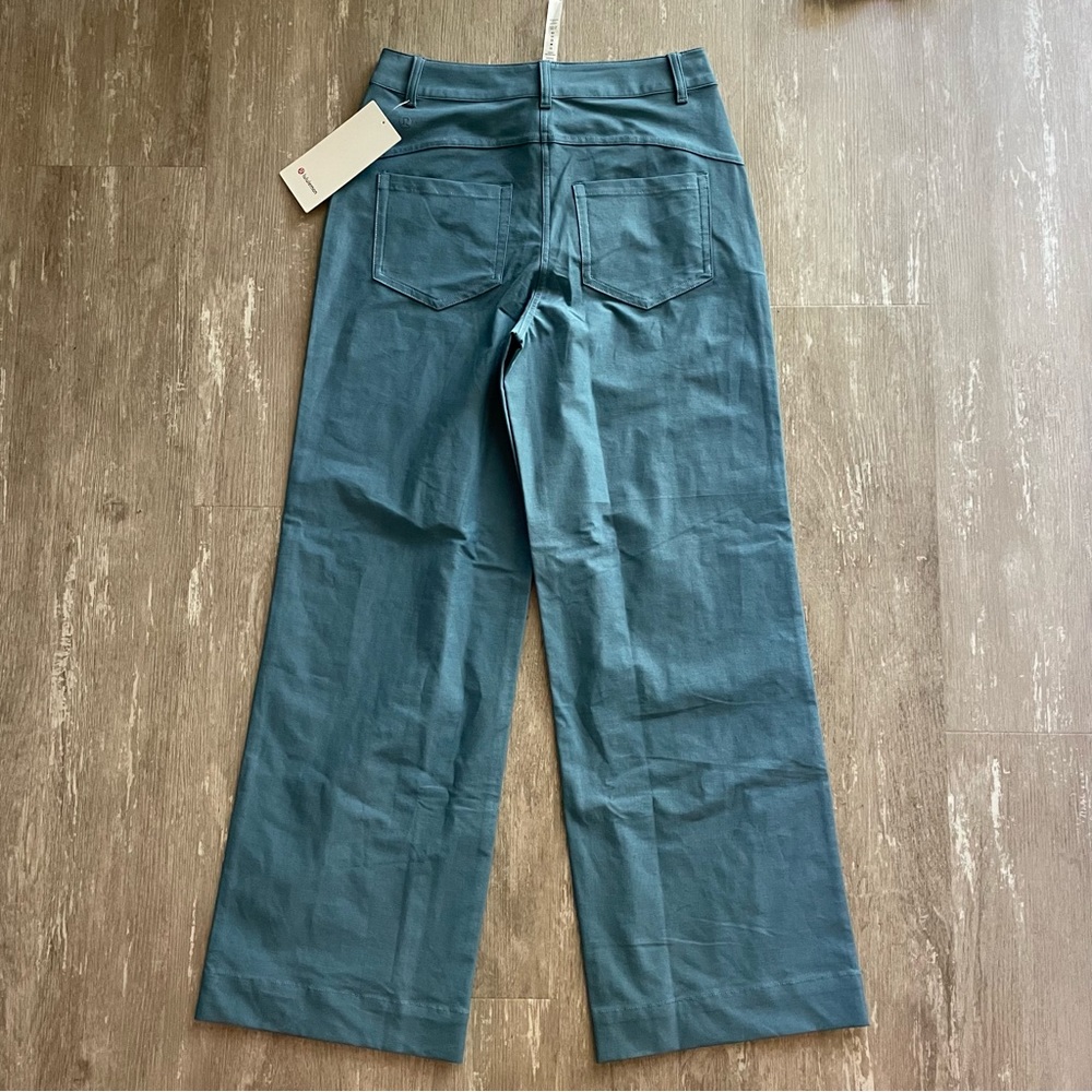 Waist 28” NWT Lululemon City Sleek 5 Pocket HR Wide-Leg Pant Utility Blue - Picture 4 of 7